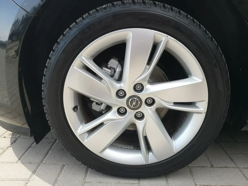 Opel Astra J 23