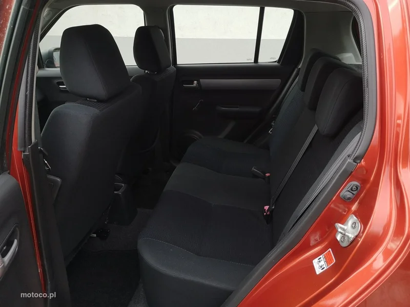 Suzuki Swift 17