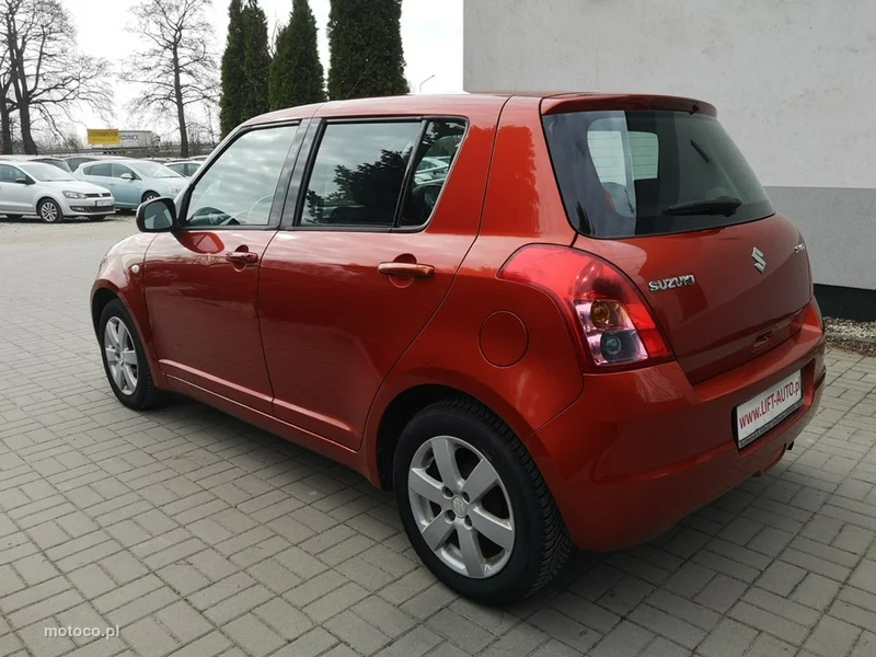 Suzuki Swift 9