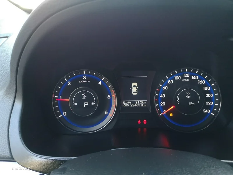Hyundai i40 13