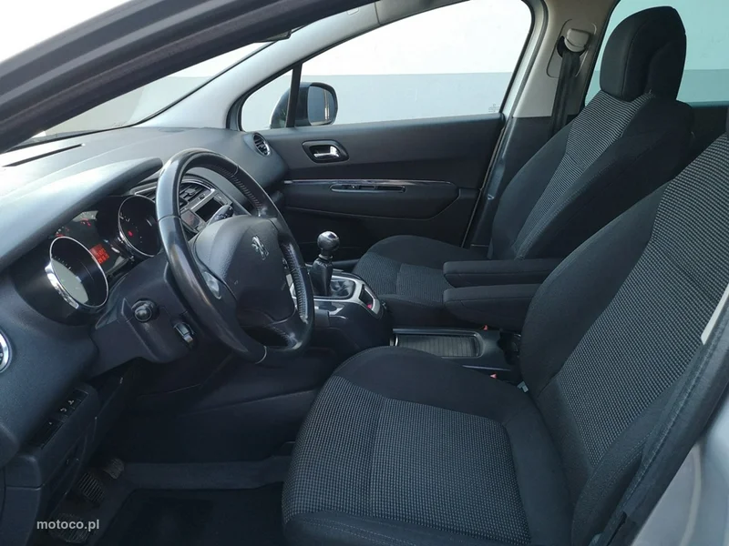Peugeot 5008 16