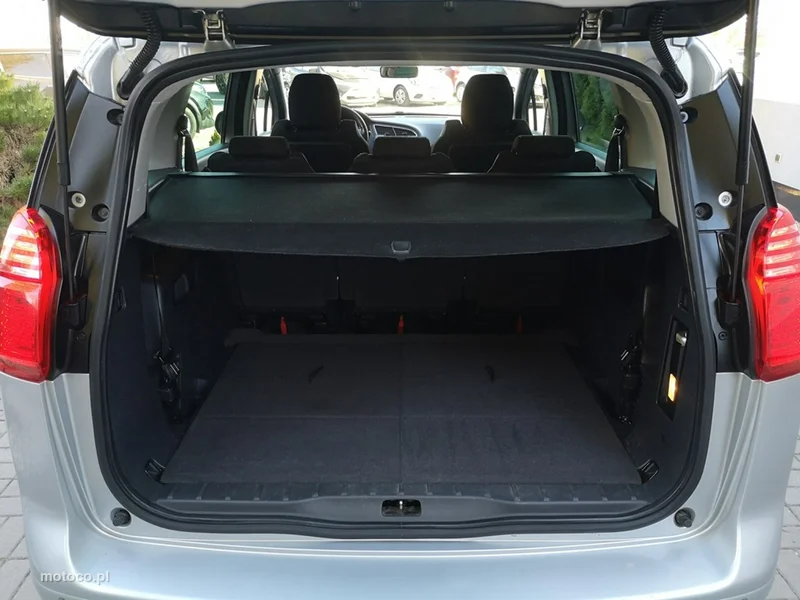 Peugeot 5008 23