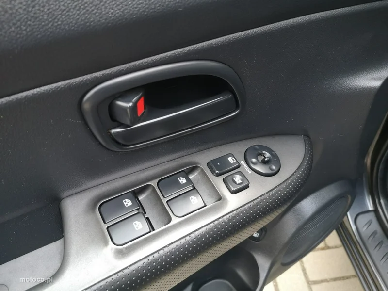 Kia Carens 11