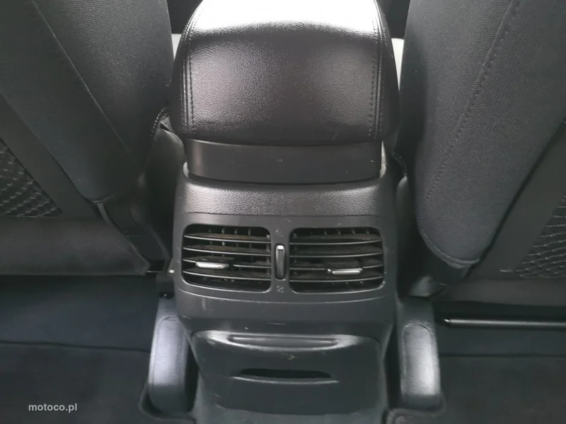 Kia Carens 18
