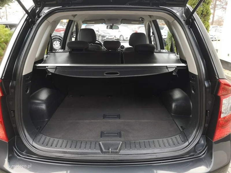 Kia Carens 22