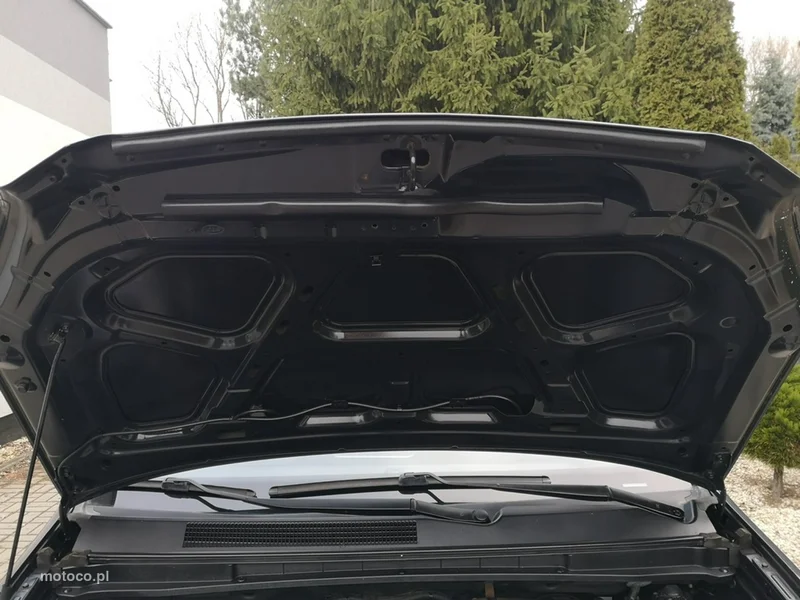 Kia Carens 23