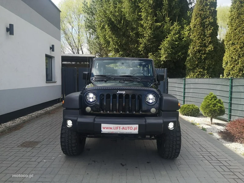 Jeep Wrangler 2