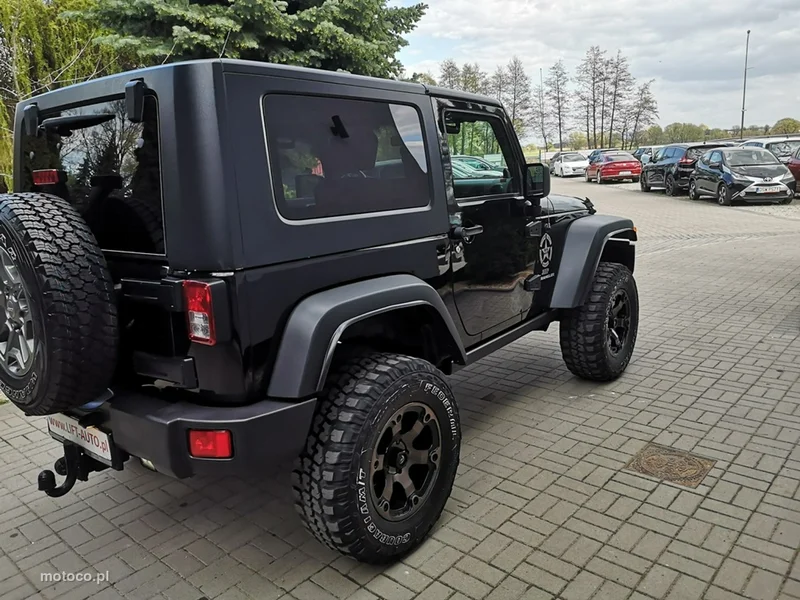 Jeep Wrangler 16
