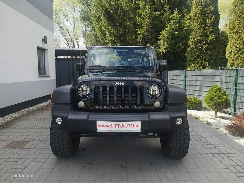 Jeep Wrangler 3