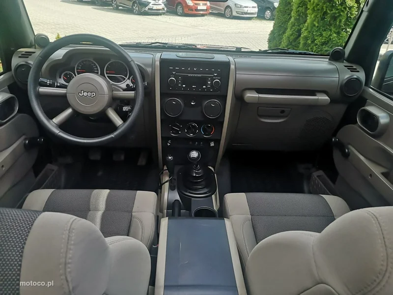 Jeep Wrangler 24