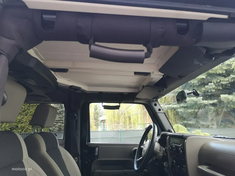 Jeep Wrangler 29