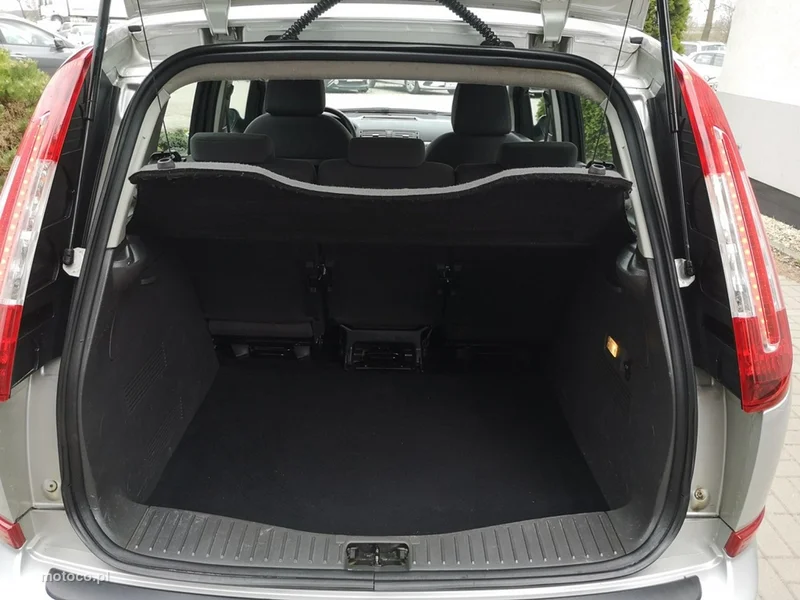 Ford C-Max I 20
