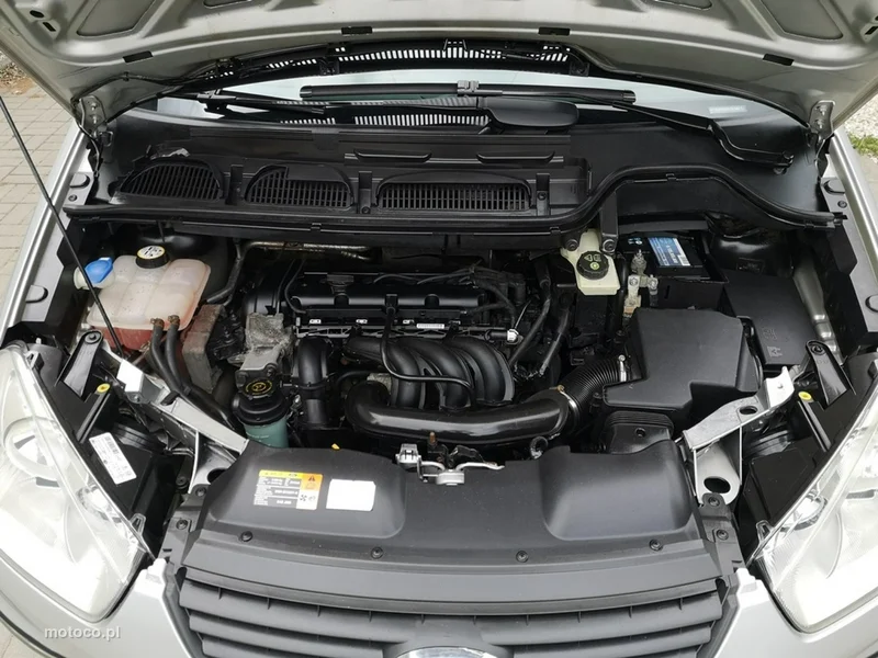 Ford C-Max I 23