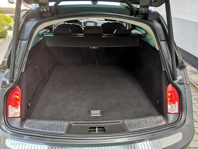 Opel Insignia A 23