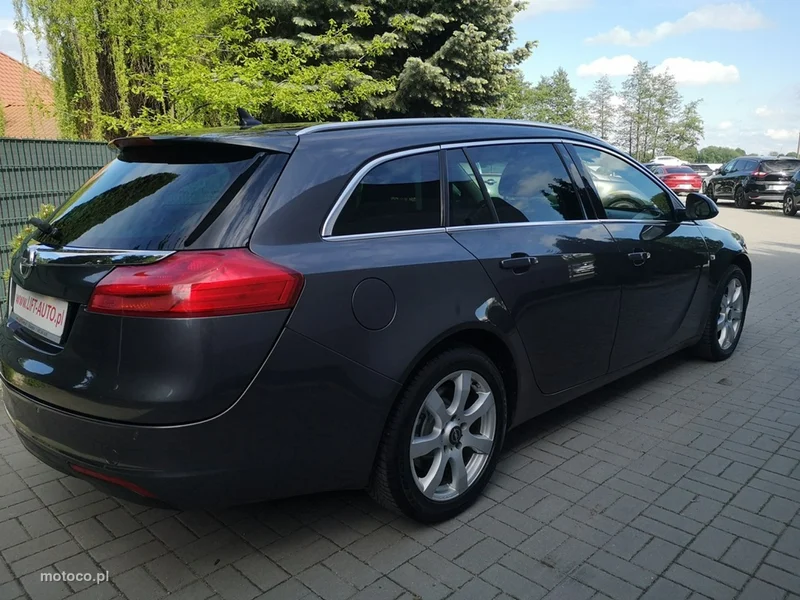 Opel Insignia A 5