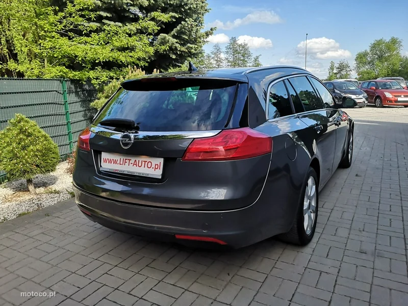 Opel Insignia A 6