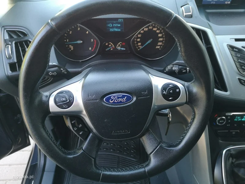 Ford C-Max II 14