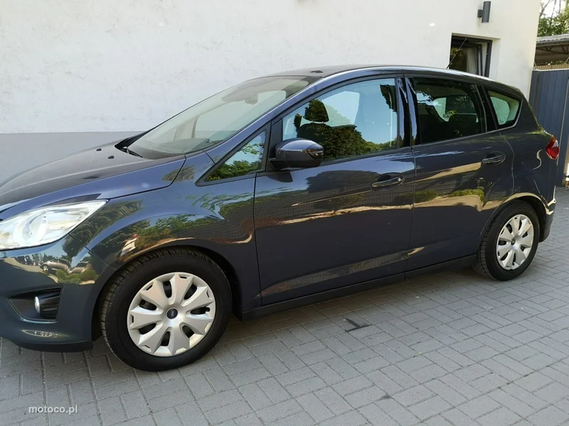 Ford C-Max II 10