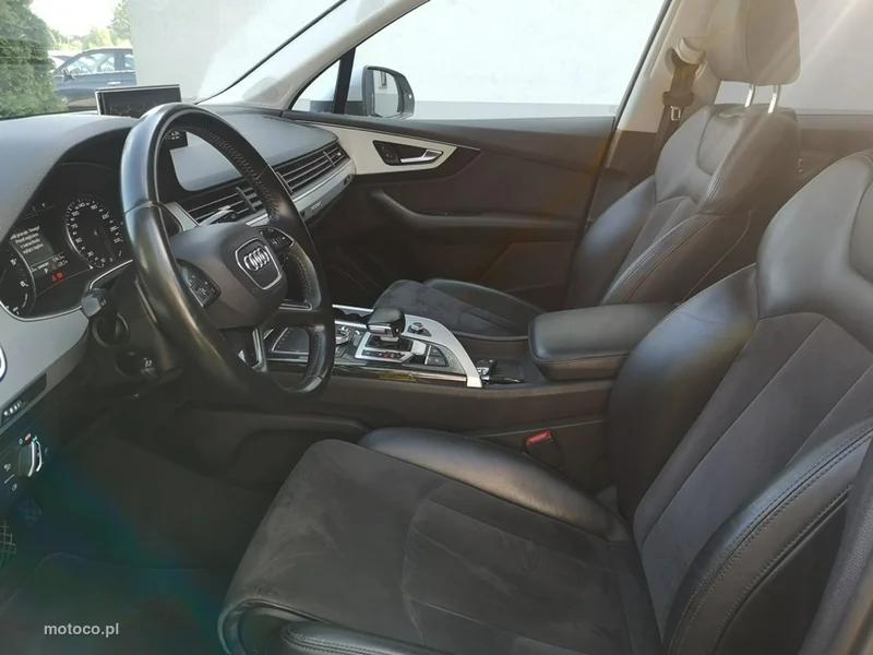 Audi Q7 4M 18