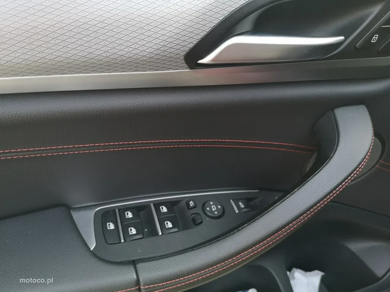 BMW X4 G02 10