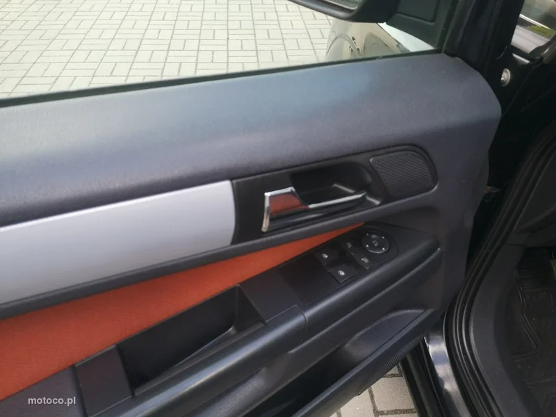 Opel Zafira B 11