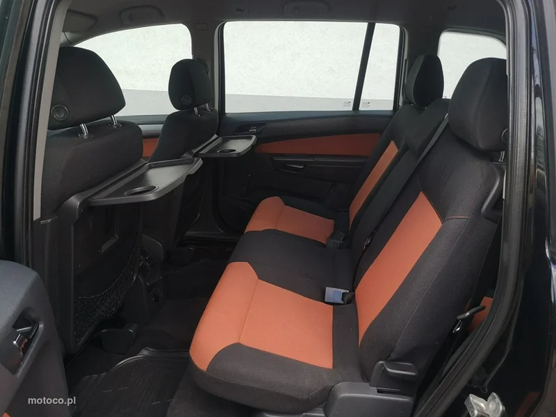 Opel Zafira B 18