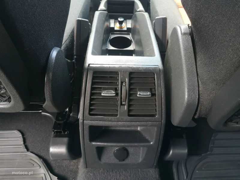 Opel Zafira B 21