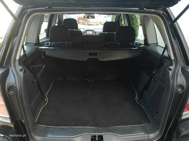 Opel Zafira B 27
