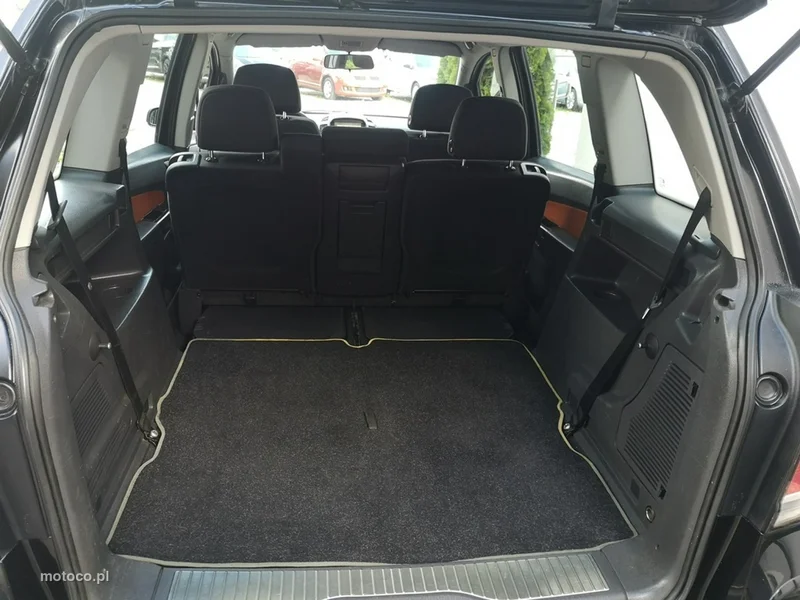 Opel Zafira B 28