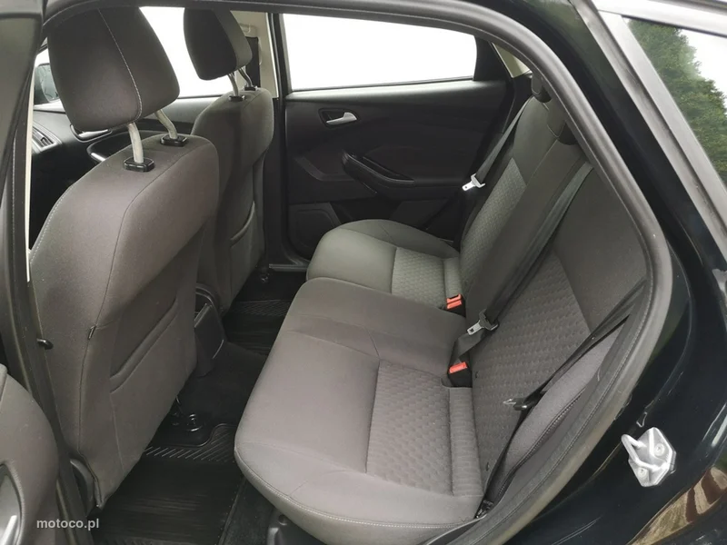 Ford Focus III 17