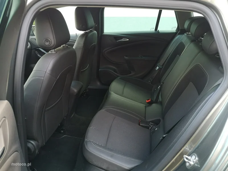 Opel Astra K 21