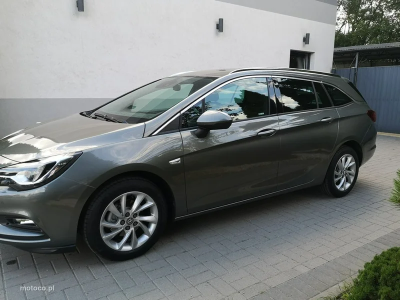 Opel Astra K 10