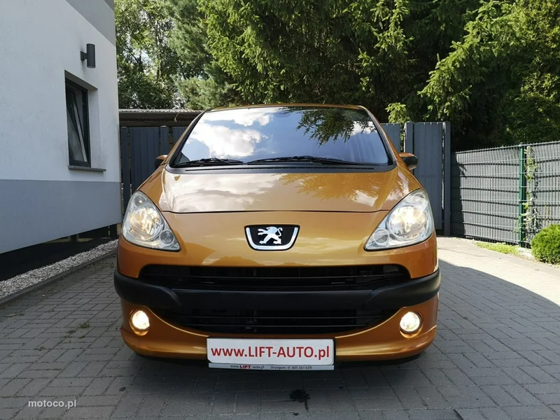 Peugeot 1007 2
