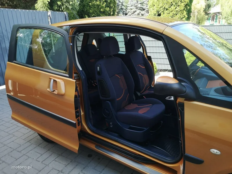 Peugeot 1007 11