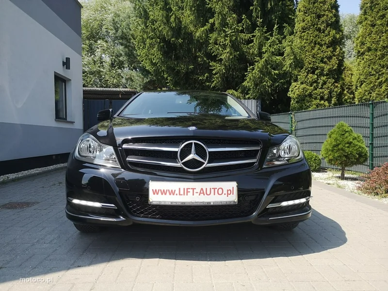 Mercedes-Benz Klasa C W204 C 180 2