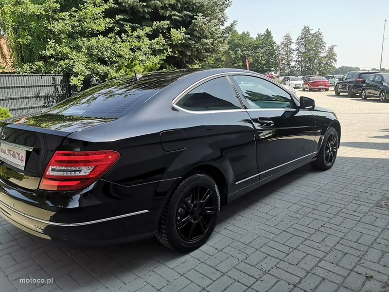 Mercedes-Benz Klasa C W204 C 180 5