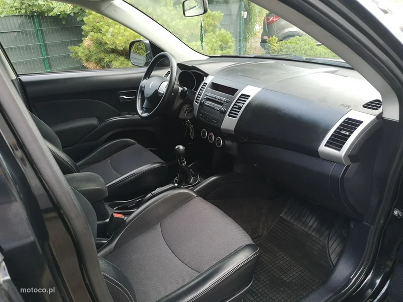Peugeot 4007 21