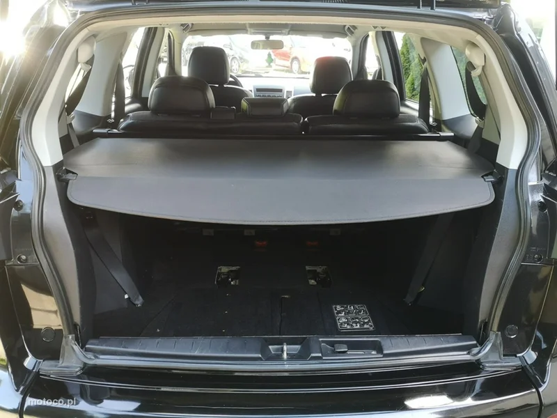 Peugeot 4007 23