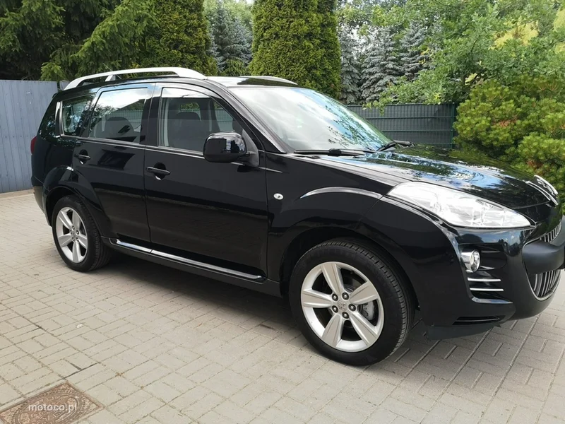 Peugeot 4007 4