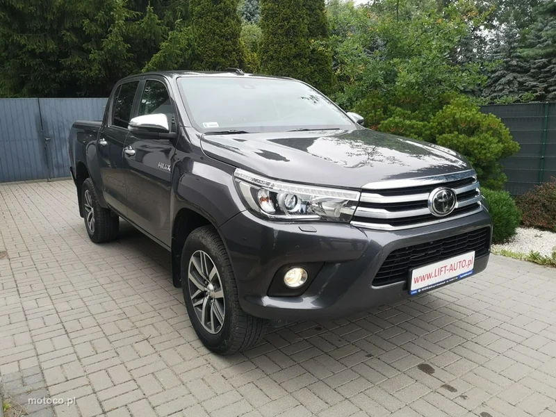 Toyota Hilux AN120 3