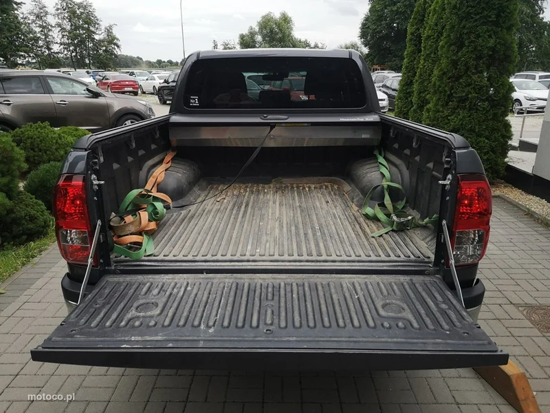 Toyota Hilux AN120 6