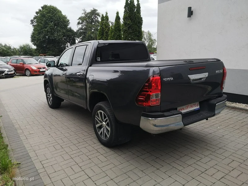 Toyota Hilux AN120 7