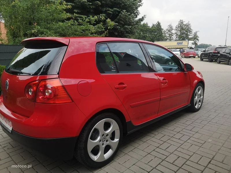 Volkswagen Golf V 5