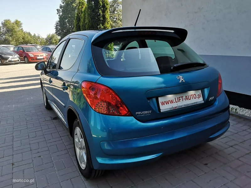 Peugeot 207 8