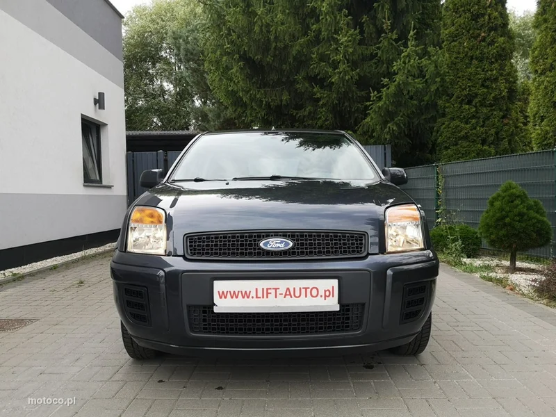 Ford Fusion 2