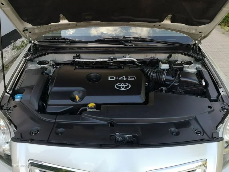 Toyota Avensis T25 24