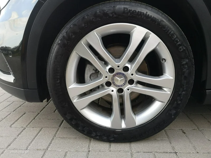 Mercedes-Benz GLA X156 GLA 180 25