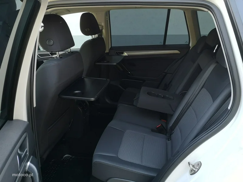 Volkswagen Golf Sportsvan VII 20