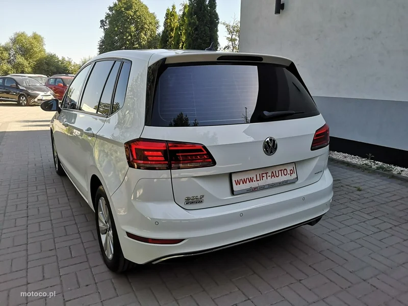 Volkswagen Golf Sportsvan VII 8