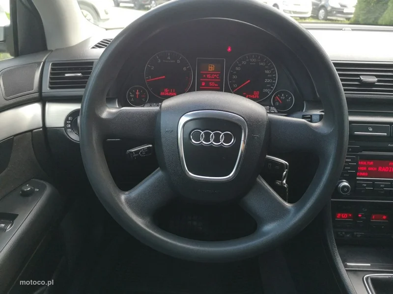 Audi A4 B7 12